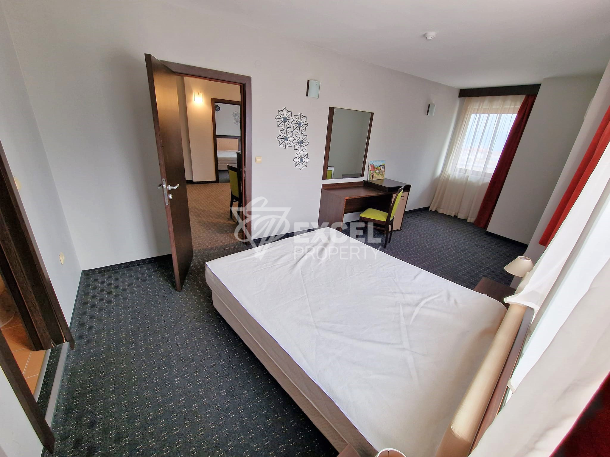 Тристаен апартамент на 200 метра от ски лифта за продажба в MPM Guinness hotel, Банско