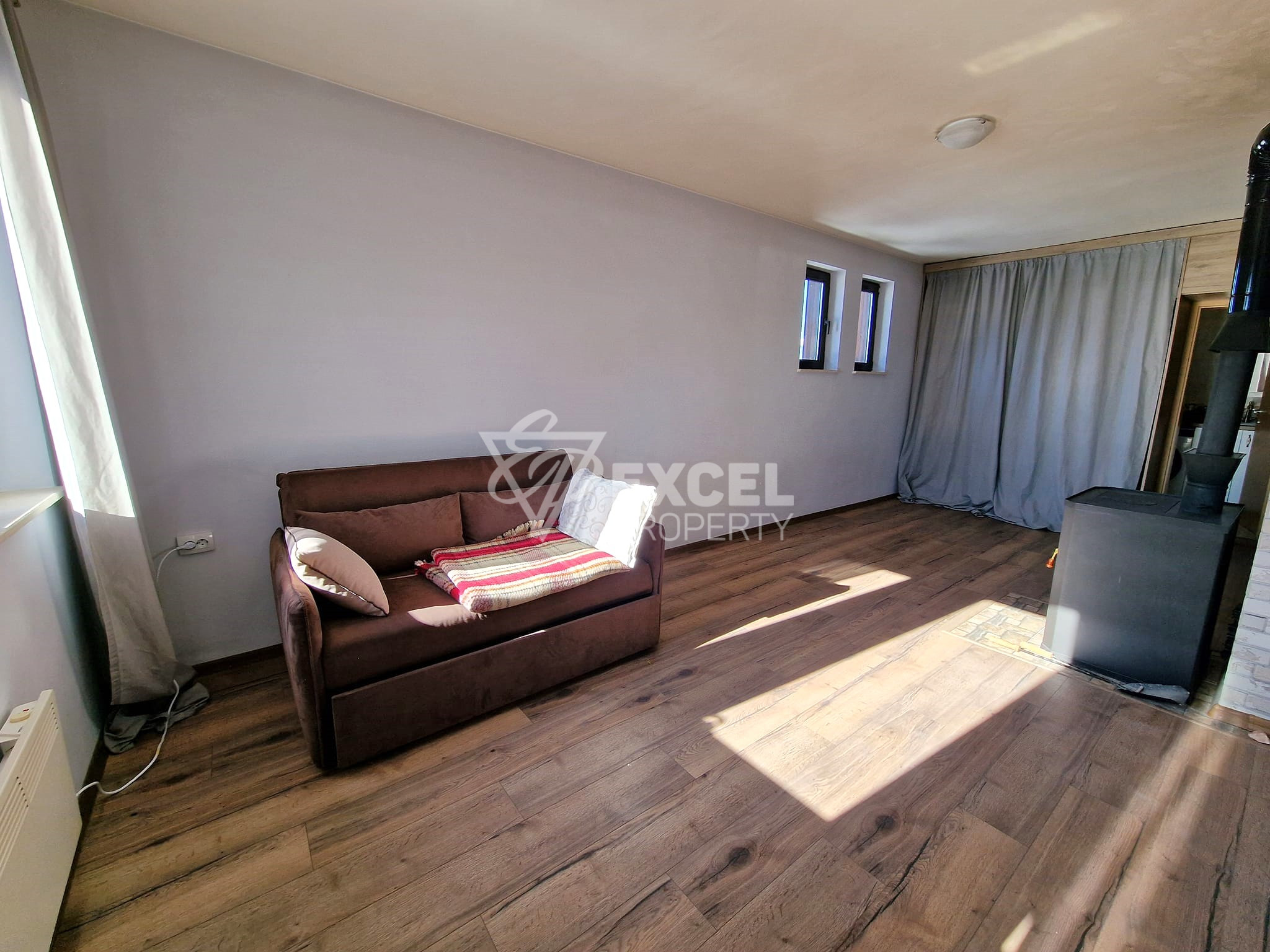 Просторно студио с прекрасна гледка към Пирин планина за продажба в Банско