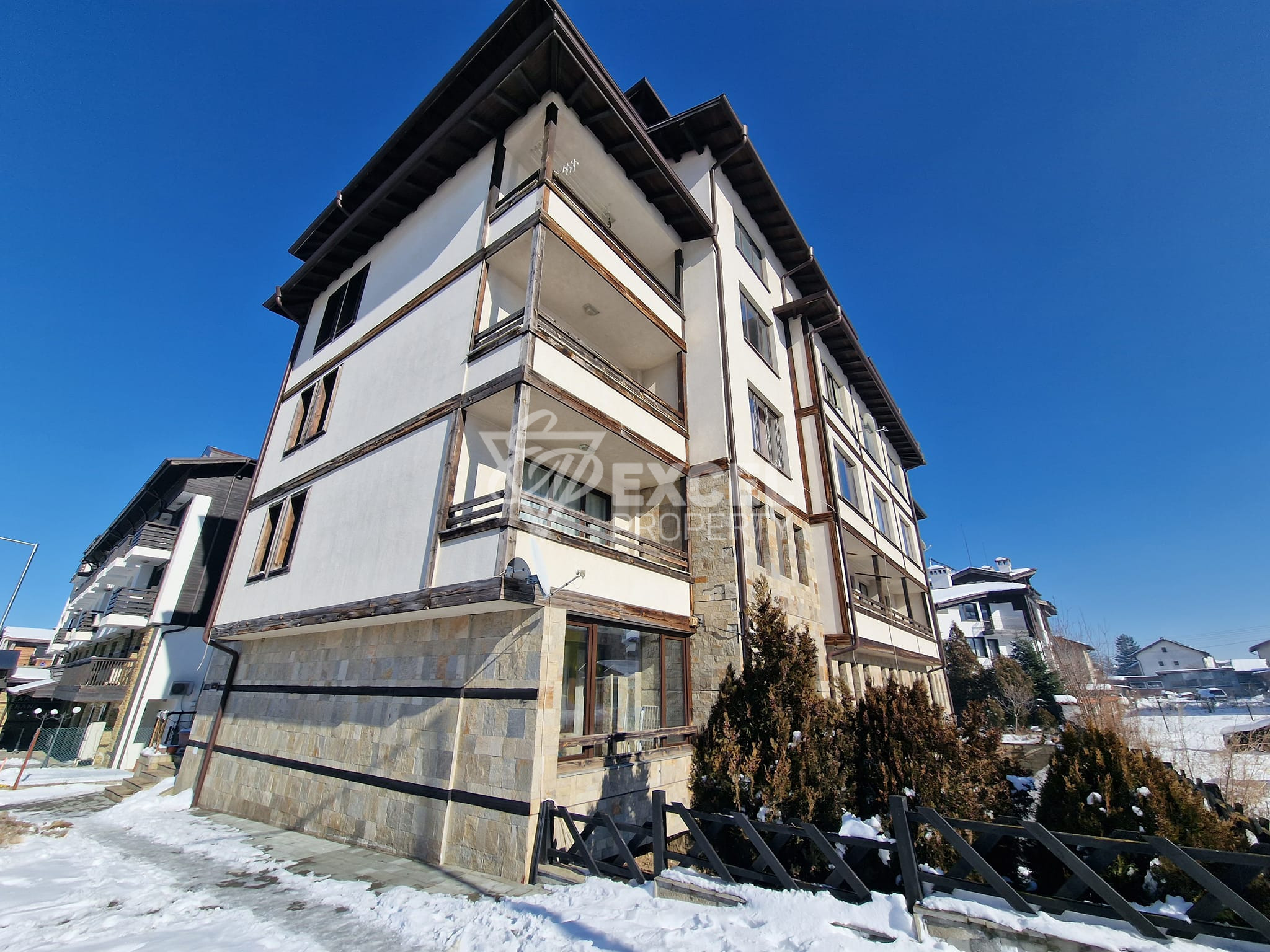 Просторно студио с прекрасна гледка към Пирин планина за продажба в Банско