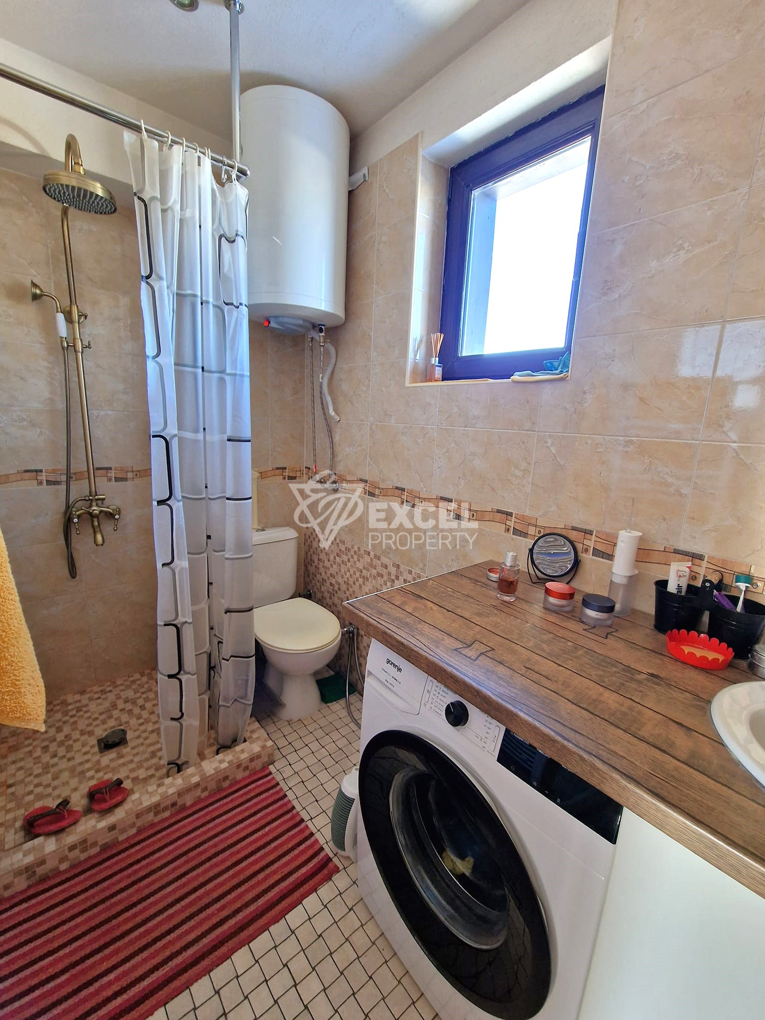 Просторно студио с прекрасна гледка към Пирин планина за продажба в Банско