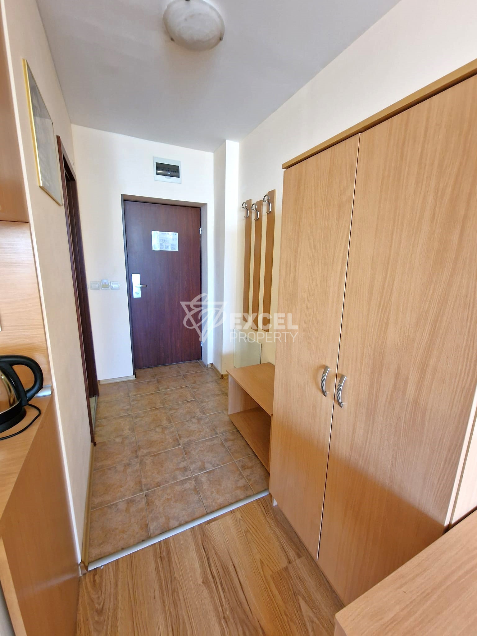 Обзаведено студио с тераса и гледка към Пирин планина за продажба в Orbilux, Банско