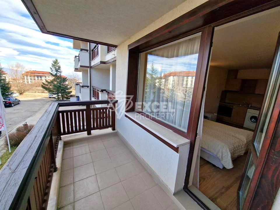 Обзаведено студио с тераса и гледка към Пирин планина за продажба в Orbilux, Банско