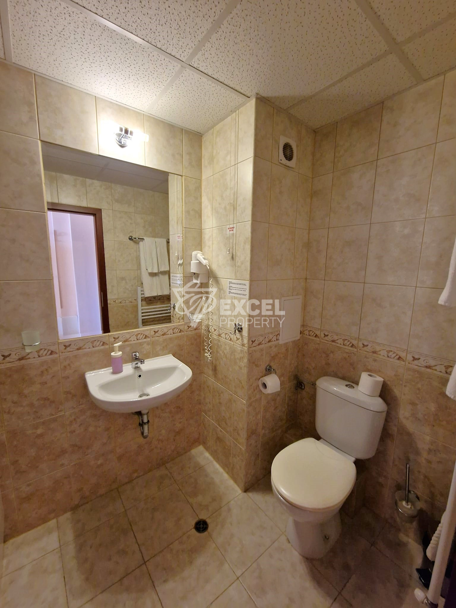 Обзаведено студио с тераса и гледка към Пирин планина за продажба в Orbilux, Банско