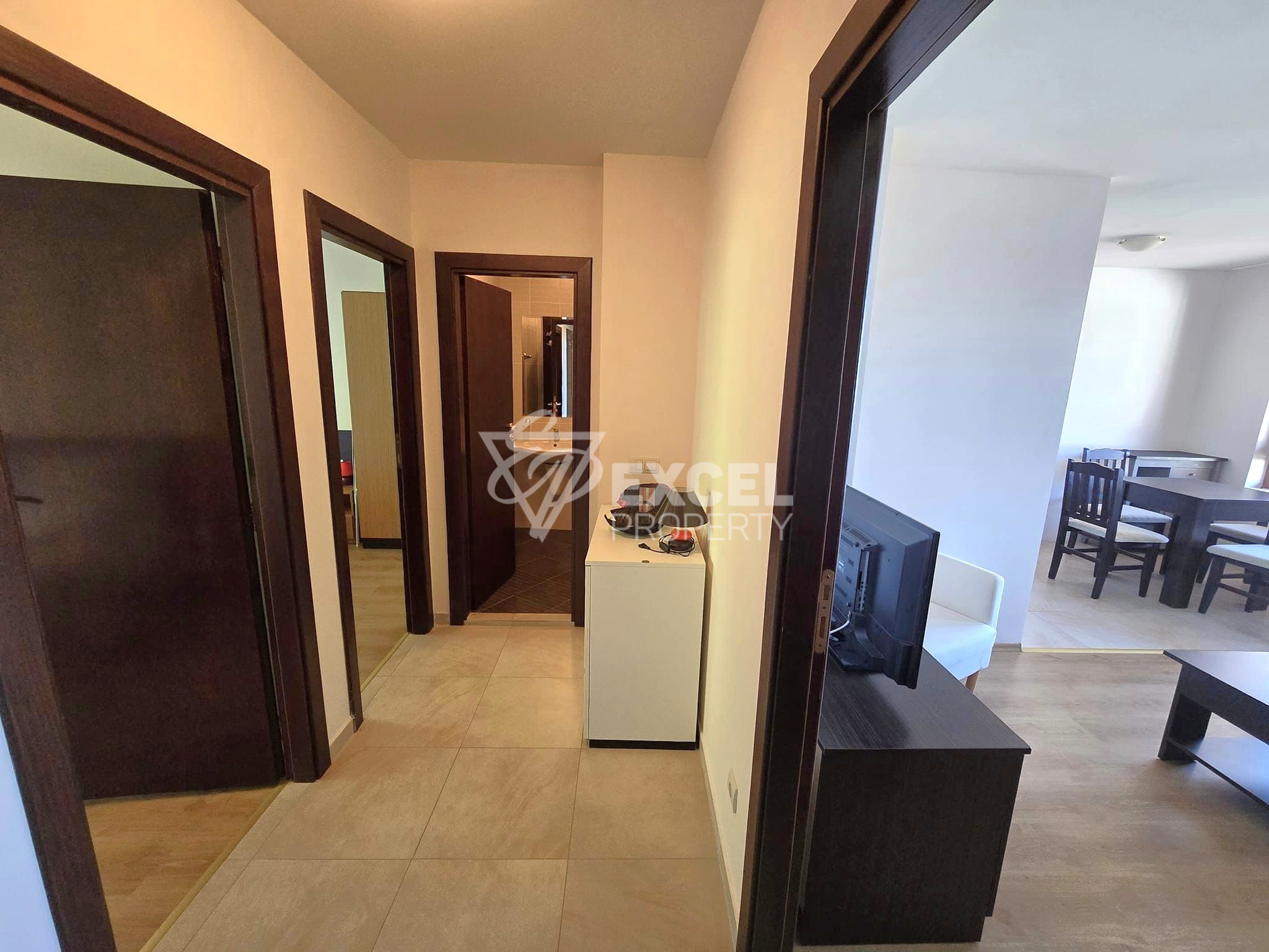 Обзаведен тристаен апартамент в комплекс с минерална вода за продажба в Банско