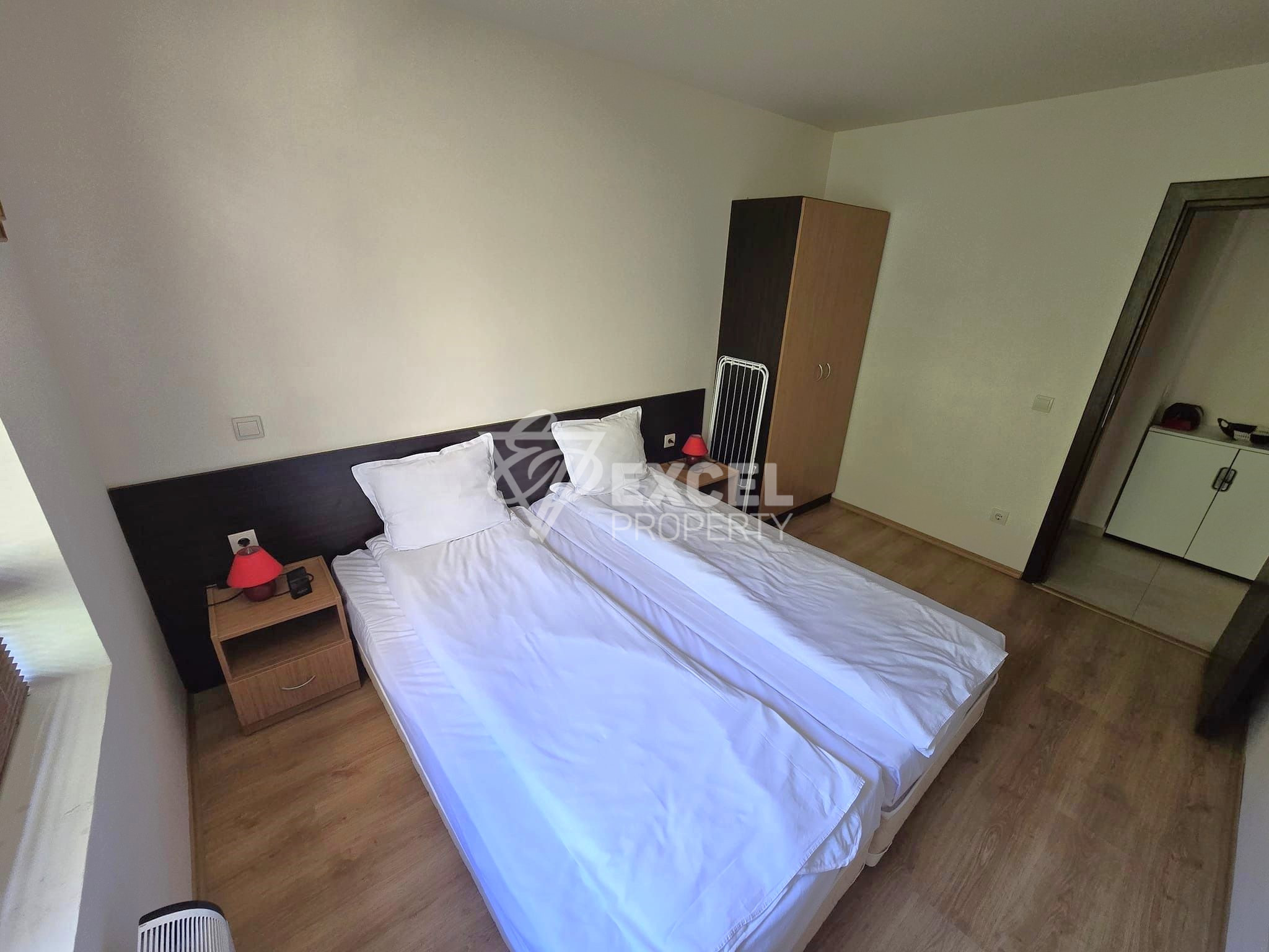 Обзаведен тристаен апартамент в комплекс с минерална вода за продажба в Банско