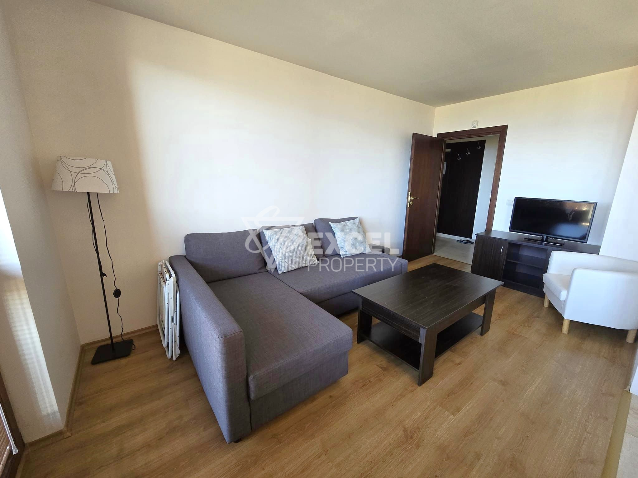 Обзаведен тристаен апартамент в комплекс с минерална вода за продажба в Банско