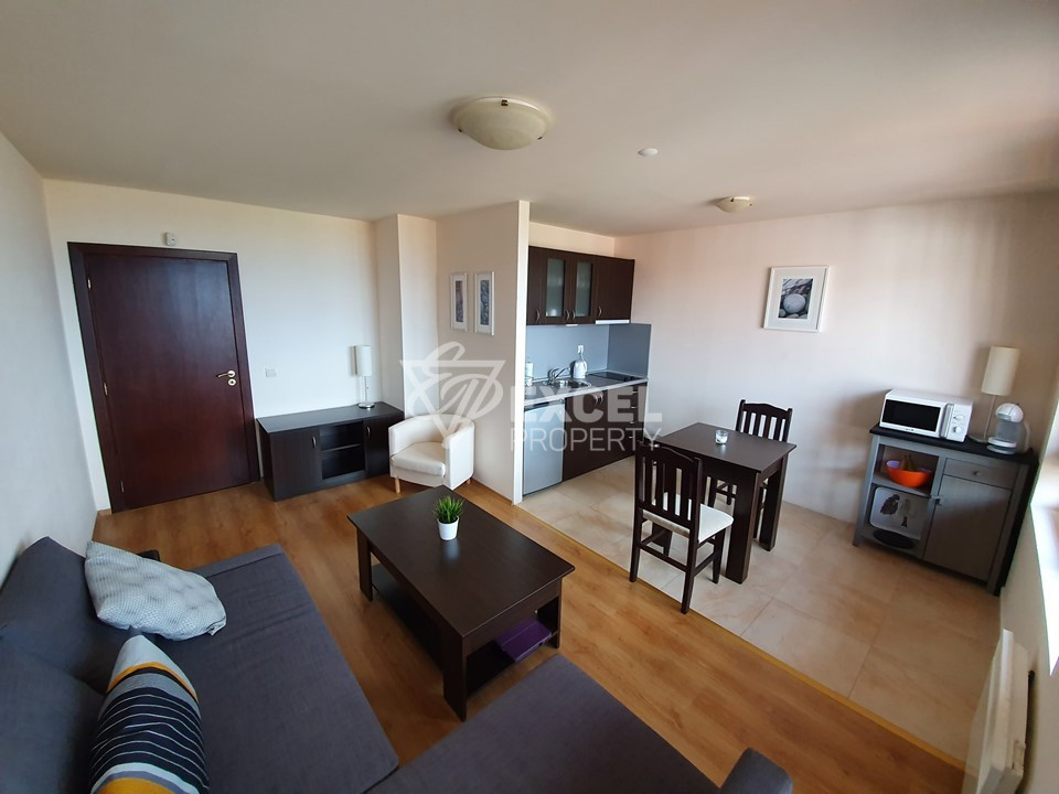 Обзаведен тристаен апартамент в комплекс с минерална вода за продажба в Банско