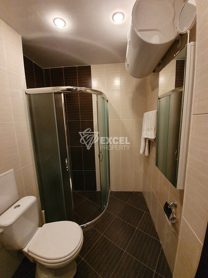 Обзаведен тристаен апартамент в комплекс с минерална вода за продажба в Банско