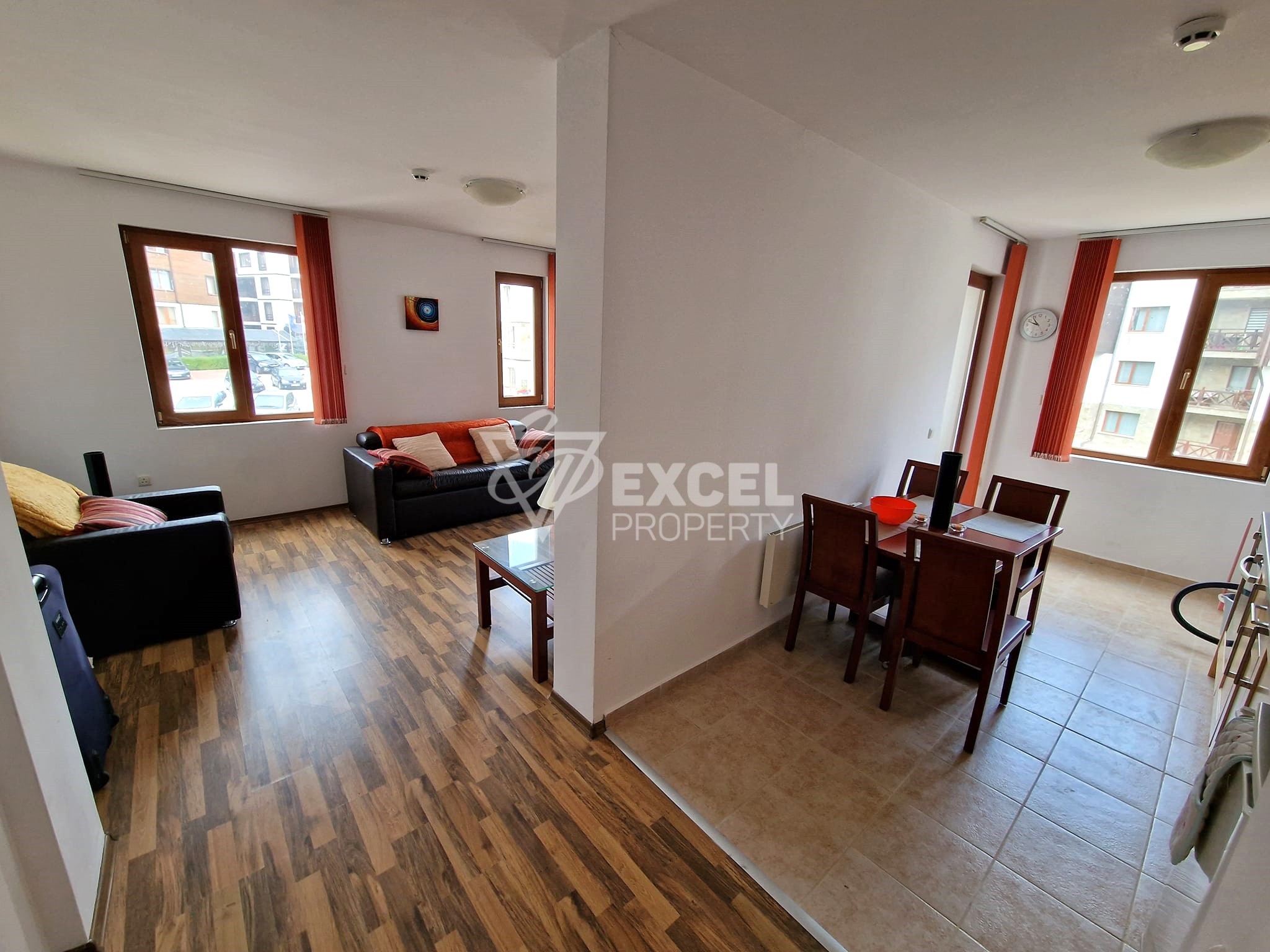 Светъл двустаен апартамент на 200 метра от ски пътя за продажба в Банско! Изгодна цена!