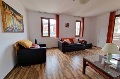 Светъл двустаен апартамент на 200 метра от ски пътя за продажба в Банско! Изгодна цена!