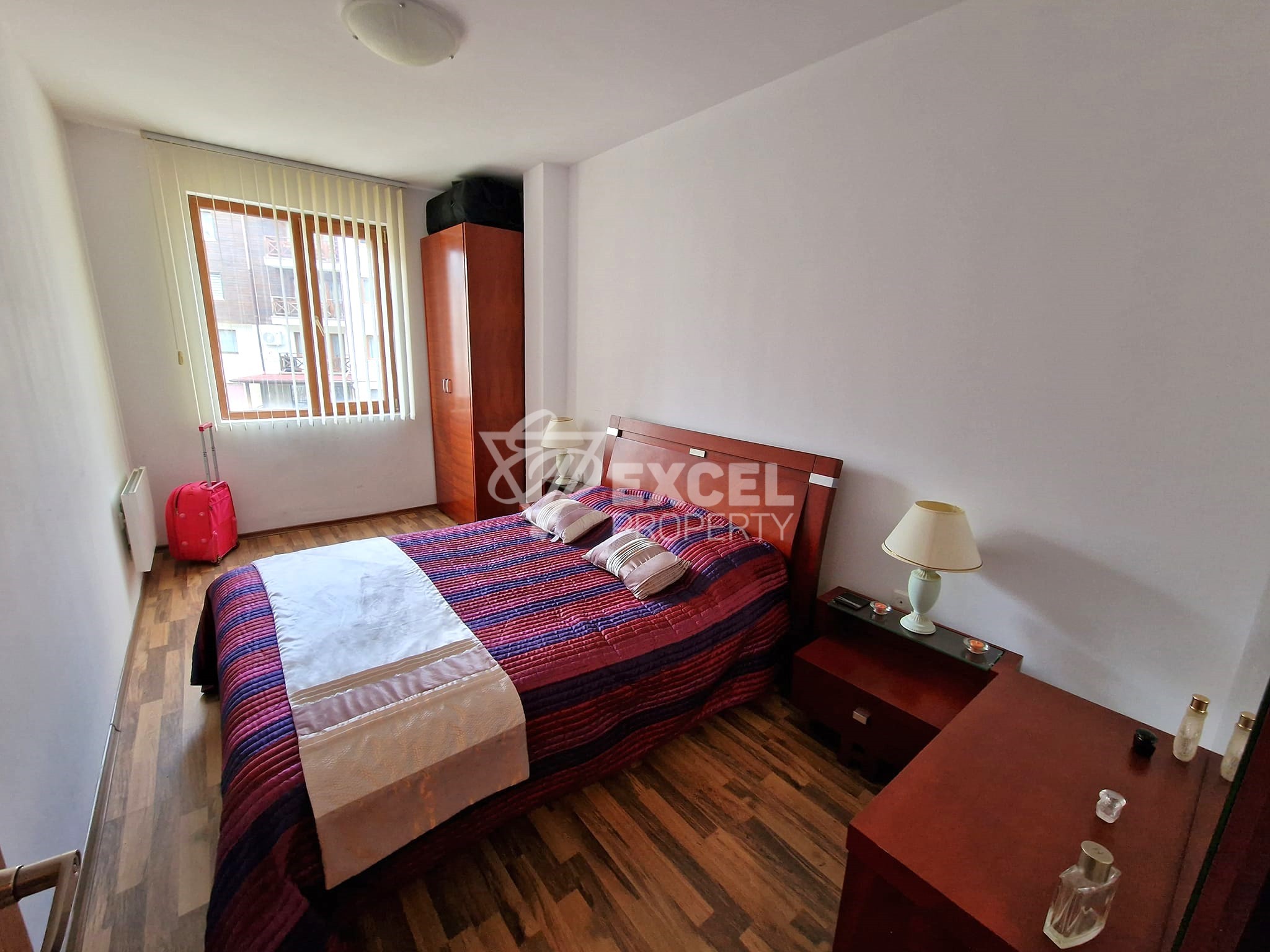 Светъл двустаен апартамент на 200 метра от ски пътя за продажба в Банско! Изгодна цена!