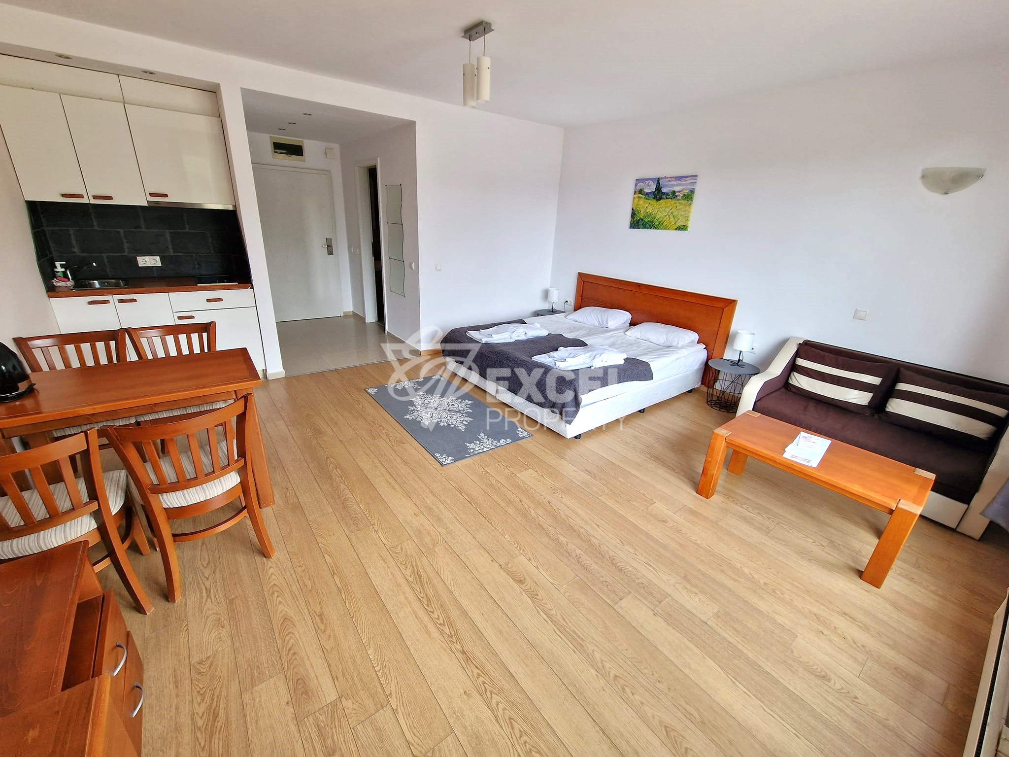 Просторно студио за продажба в Апартхотел Saint George Palace, Банско