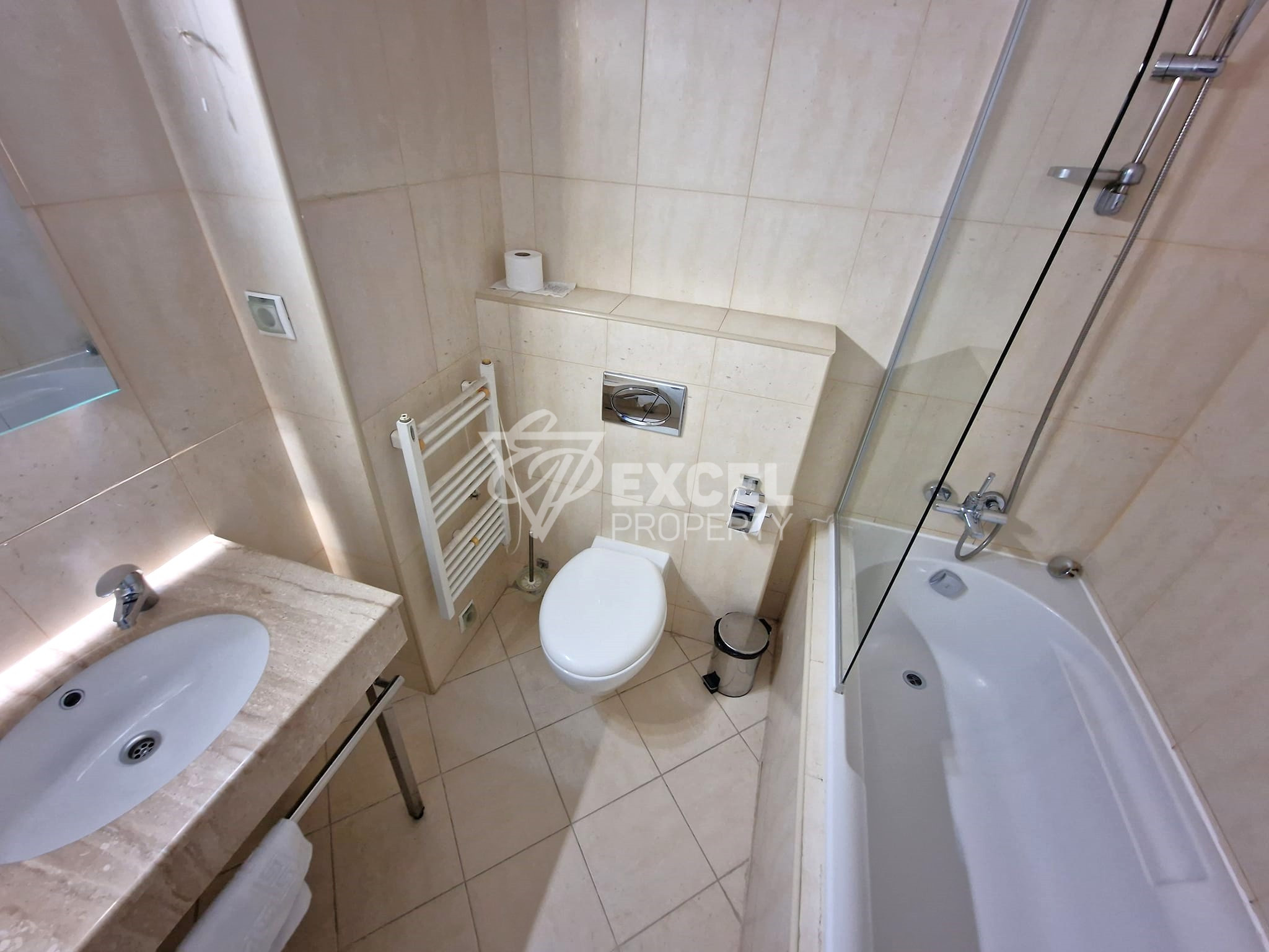 Просторно студио за продажба в Апартхотел Saint George Palace, Банско