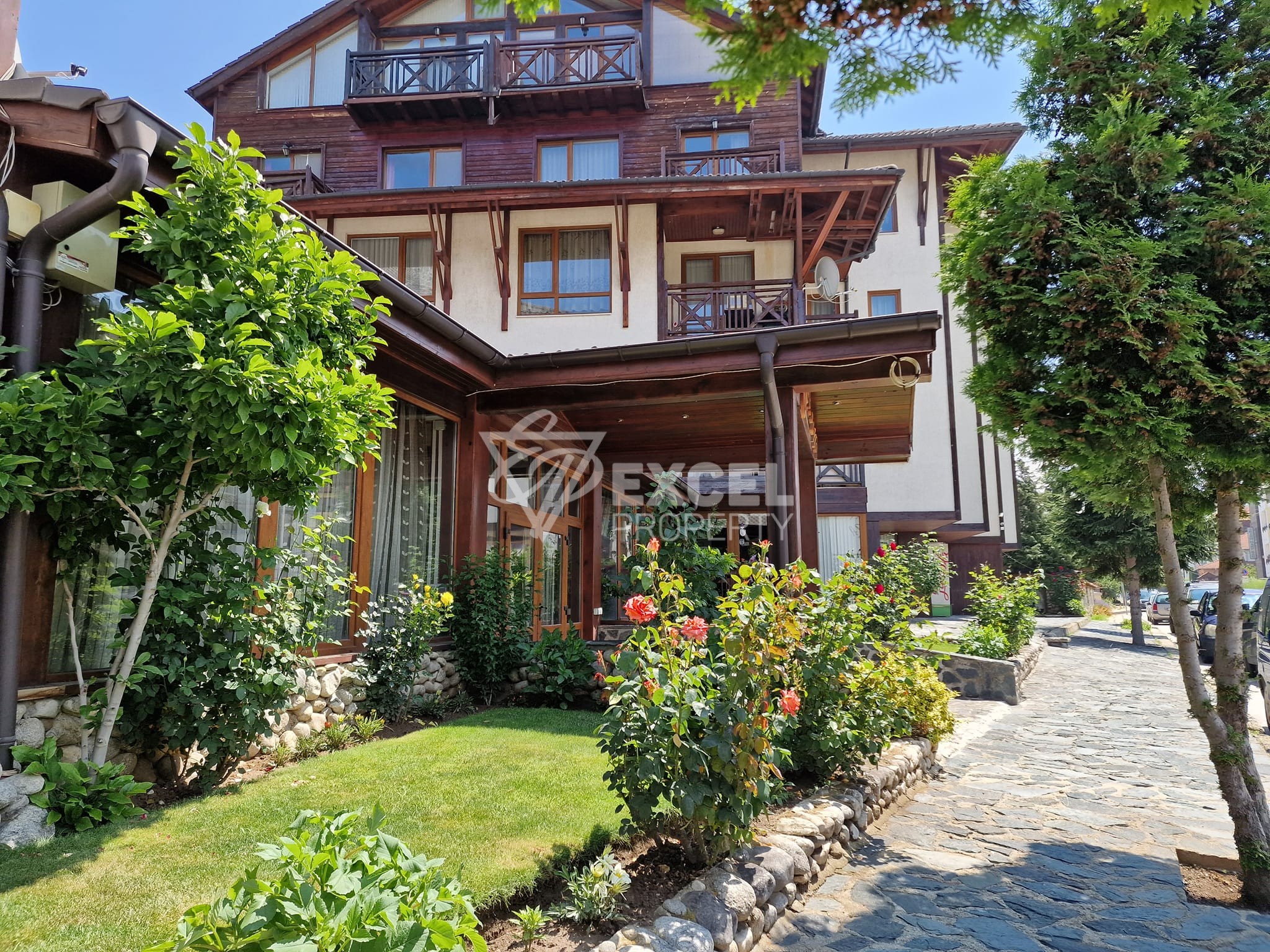 Двустаен апартамент в сграда с ниска такса поддръжка  за продажба в Банско