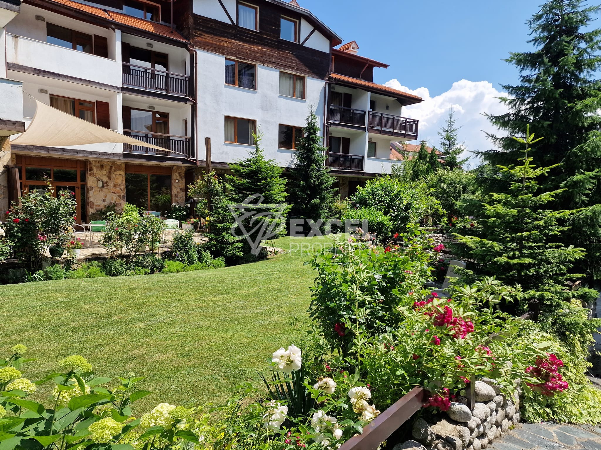 Двустаен апартамент в сграда с ниска такса поддръжка  за продажба в Банско