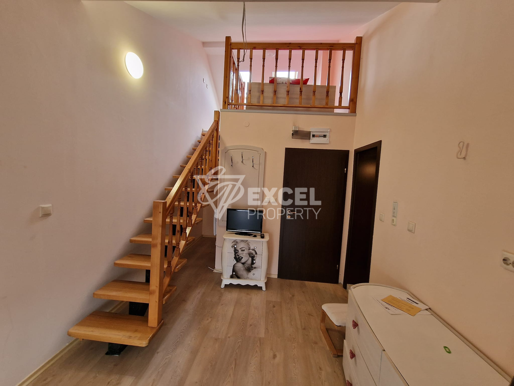 Апартамент (мезонет) в сграда с ниска такса поддръжка до хотел Тане в Банско