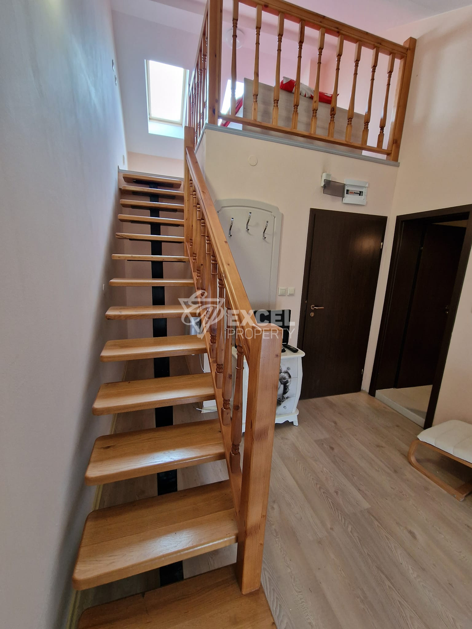 Апартамент (мезонет) в сграда с ниска такса поддръжка до хотел Тане в Банско