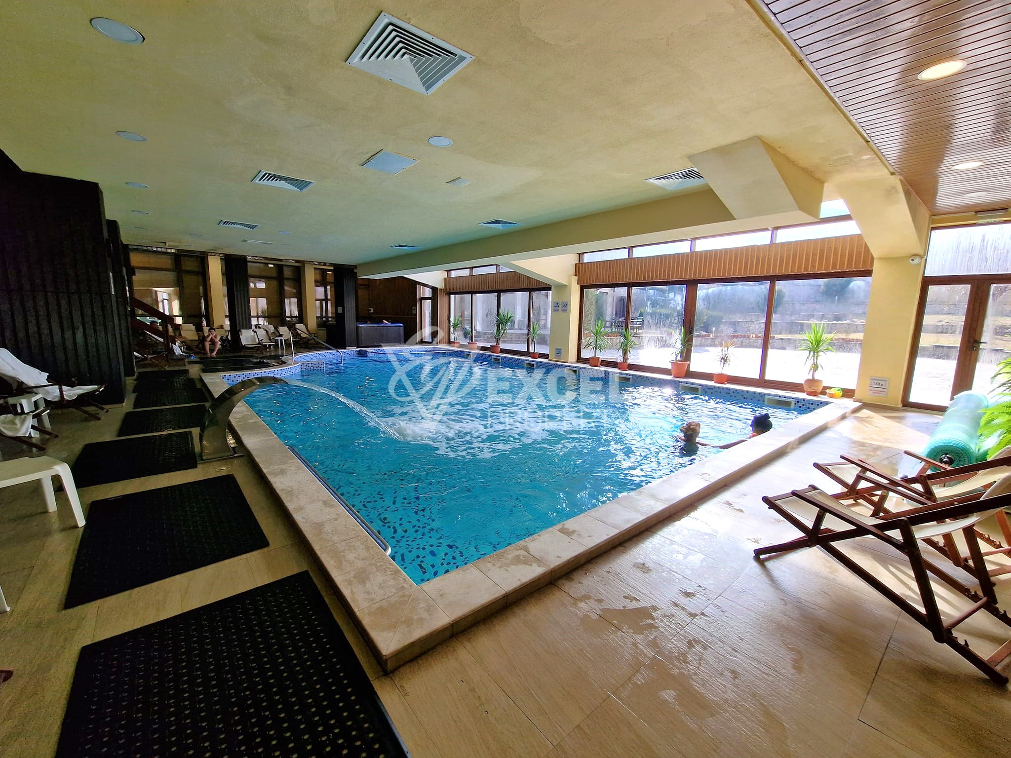 Обзаведен двустаен апартамент в целогодишно работещ комплекс за продажба в Банско