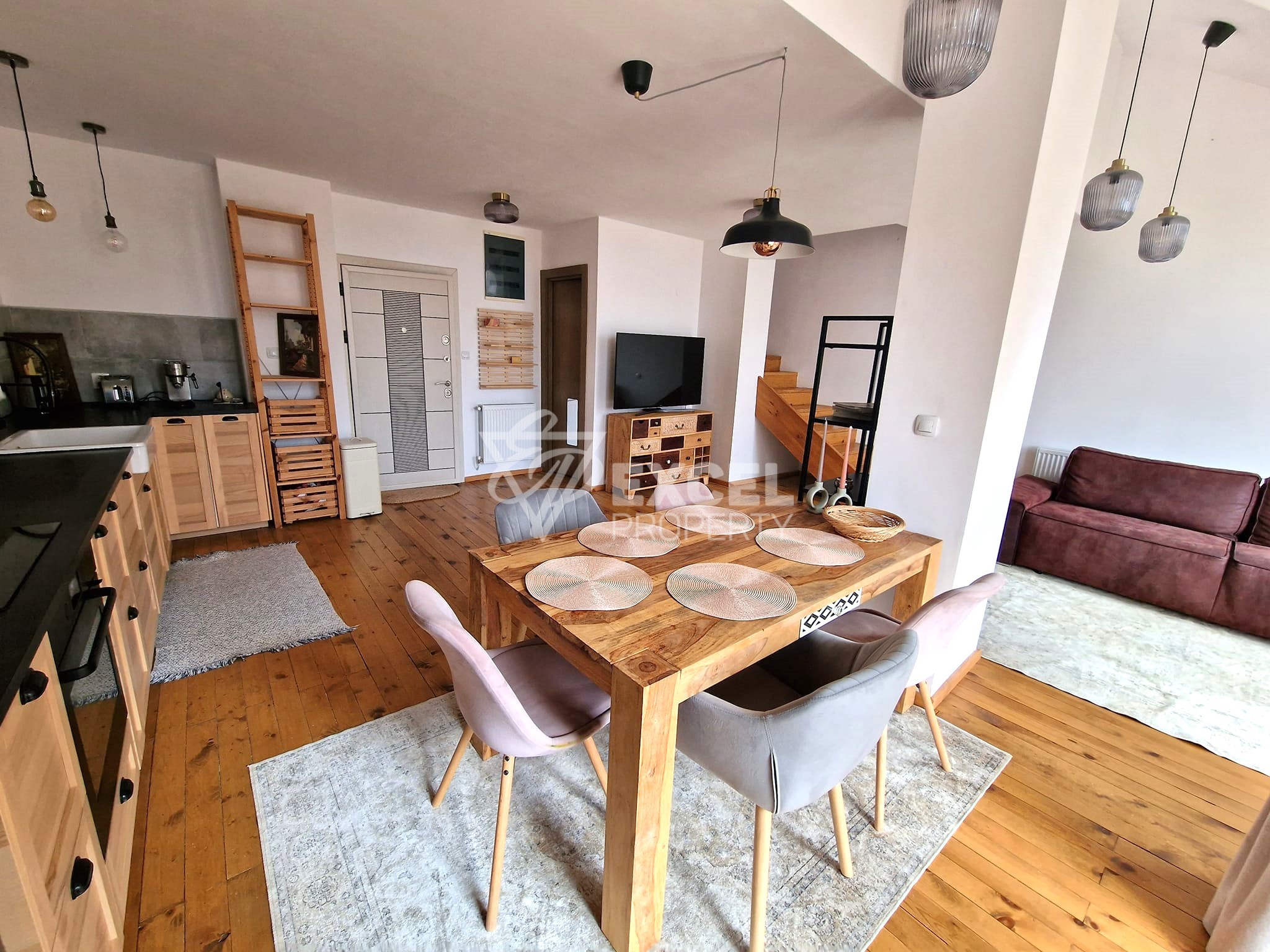 Уникален апартамент (мезонет) с фронтална гледка към Пирин планина за продажба в Банско