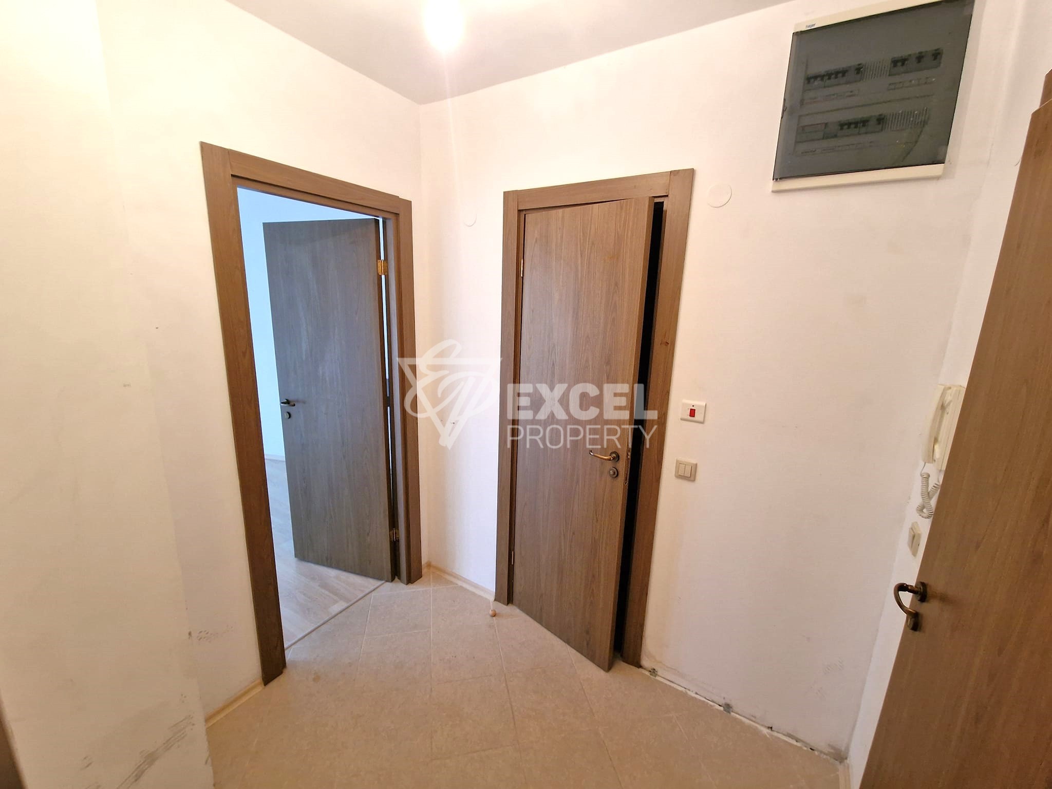 Южно студио с камина, климатик и прекрасна гледка към Пирин! Ниска такса поддръжка!