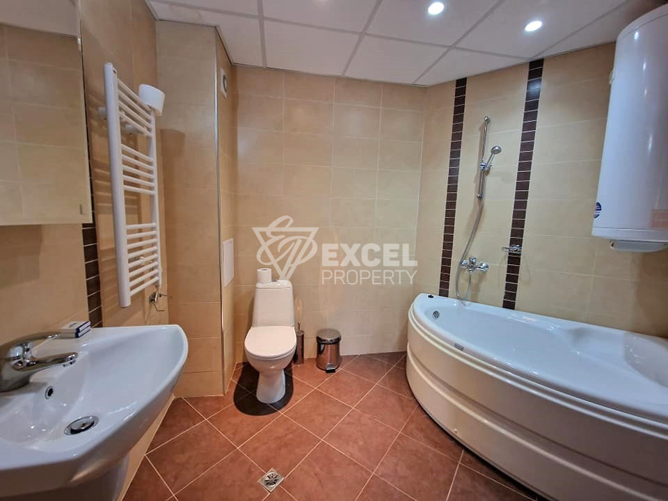 Обзаведен тристаен апартамент с камина под наем в Winslow Infinity, Банско