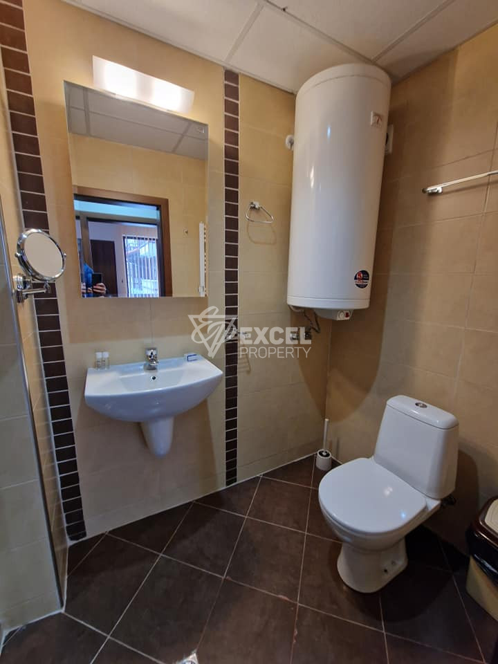 Обзаведен тристаен апартамент с камина под наем в Winslow Infinity, Банско