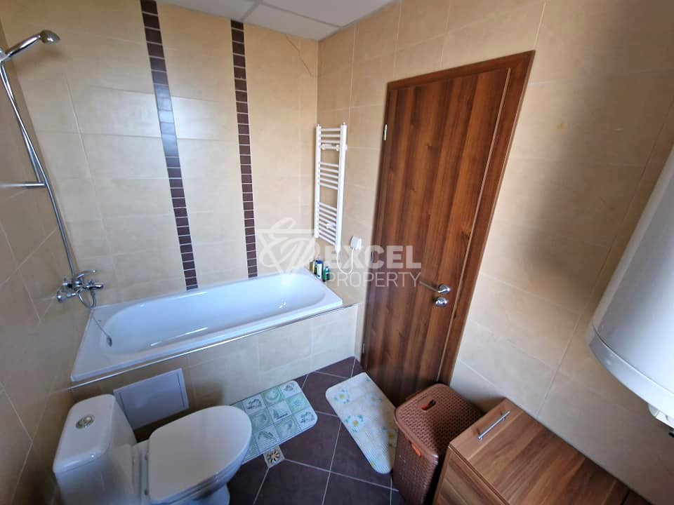 Тристаен апартамент с камина на изгодна цена за продажба в Winslow Infinity, Банско