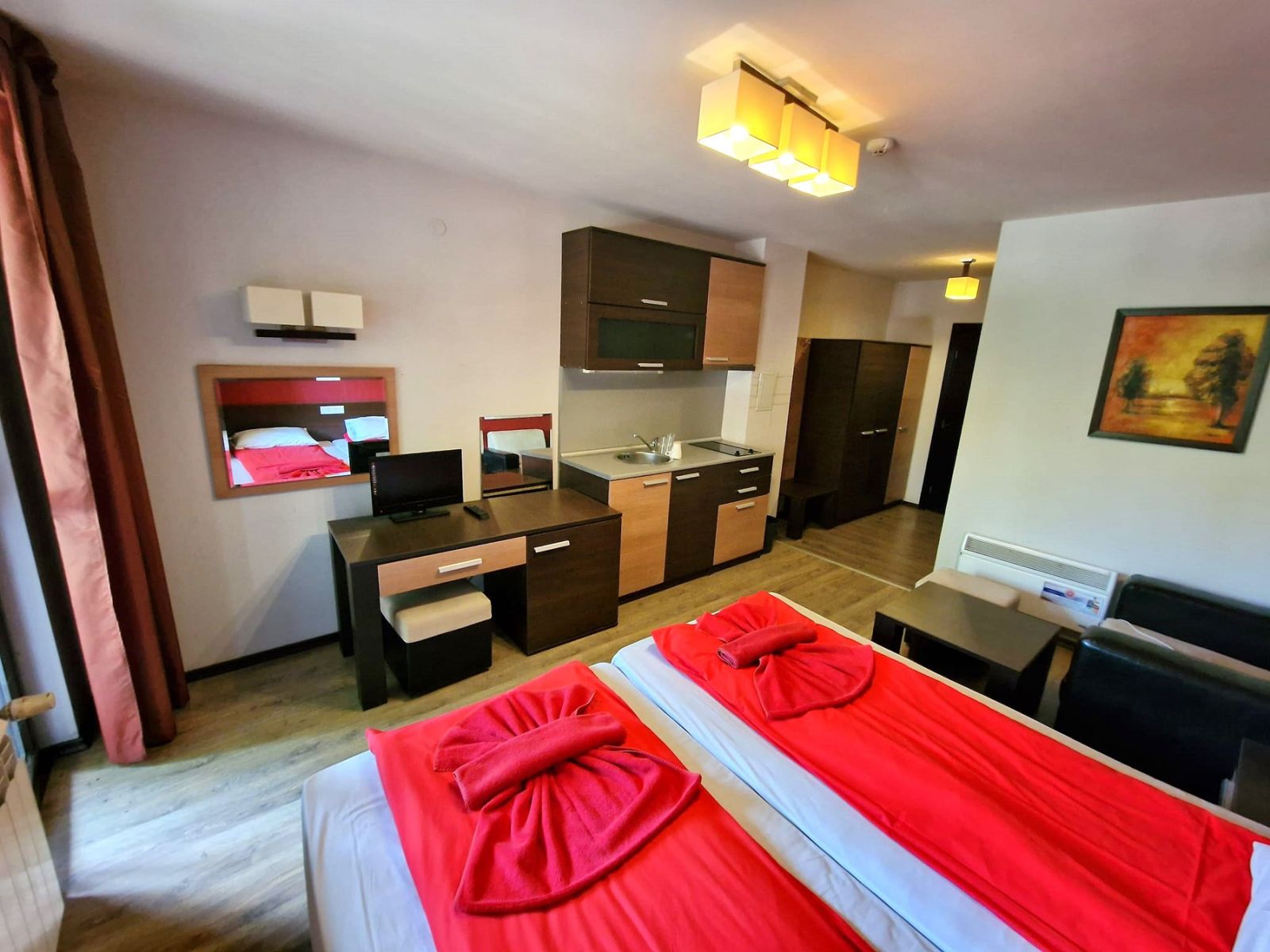 Изгодно студио за продажба с ниска такса поддръжка в село Баня!