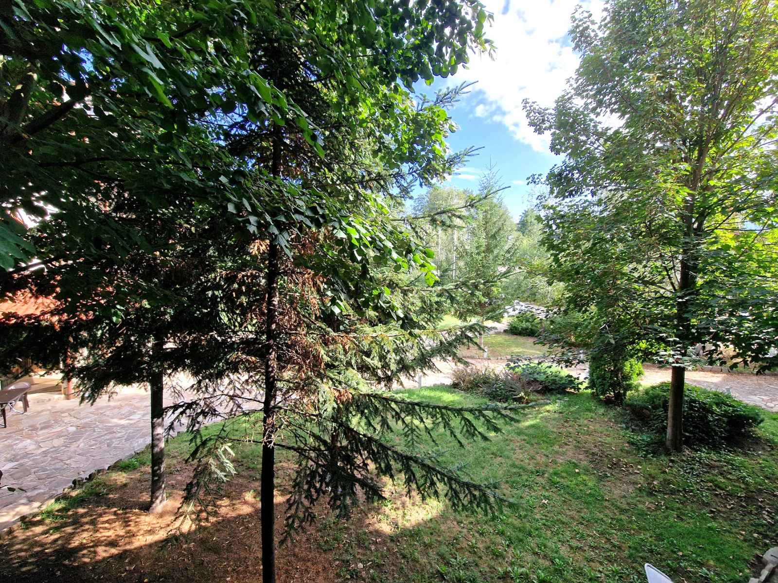 Изгодно студио за продажба с ниска такса поддръжка в село Баня!