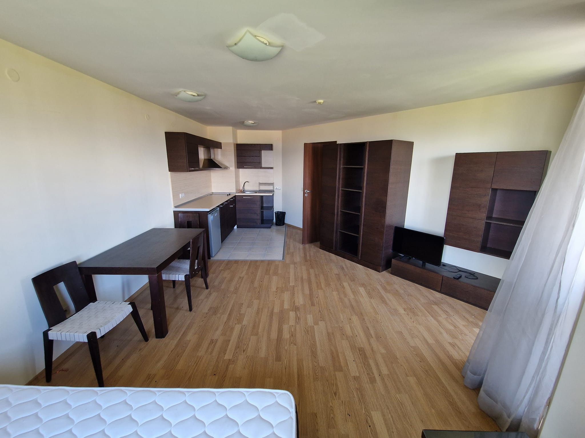 Банско: Тристаен апартамент за продажба с панорамна гледка