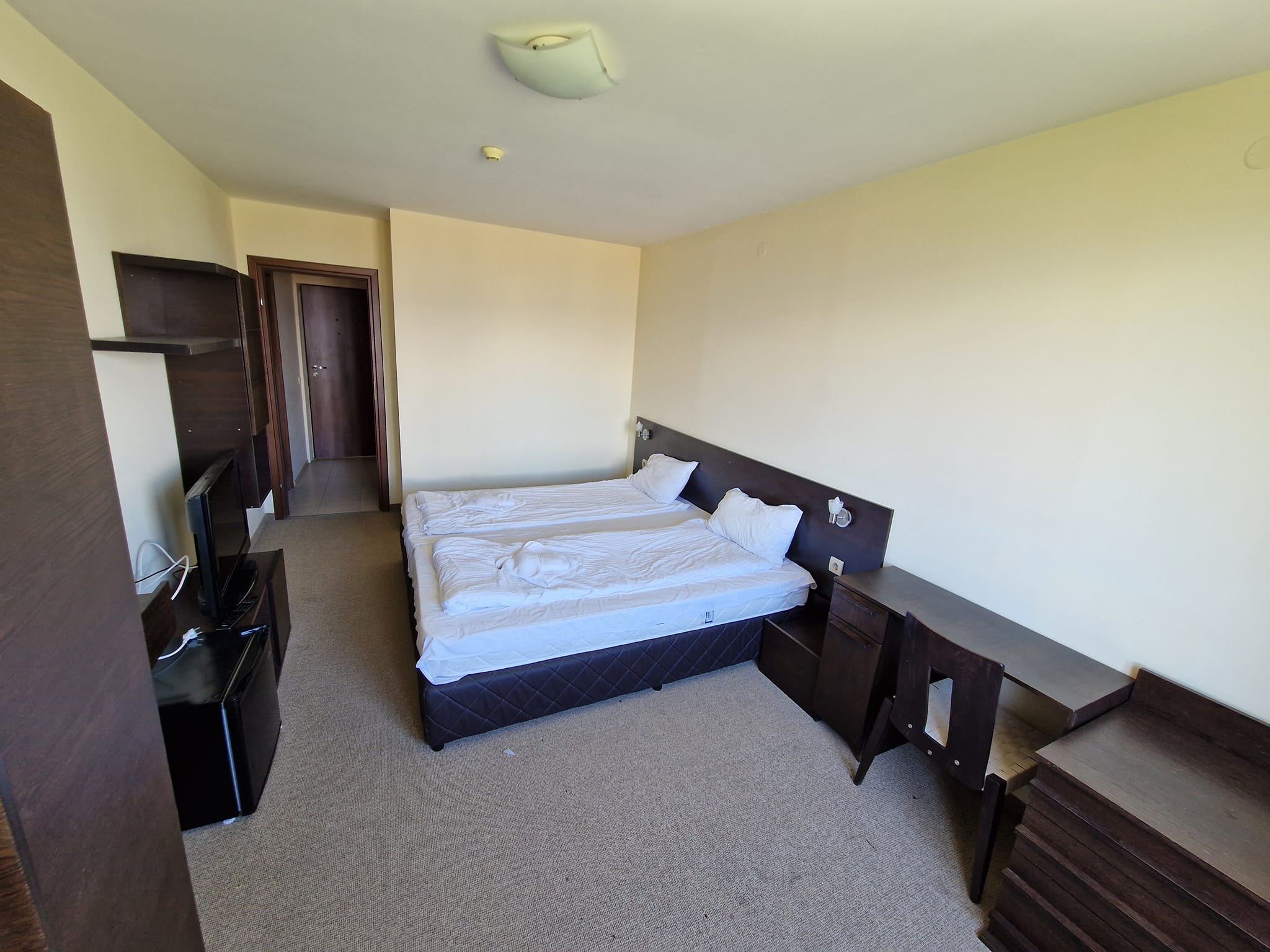 Банско: Тристаен апартамент за продажба с панорамна гледка