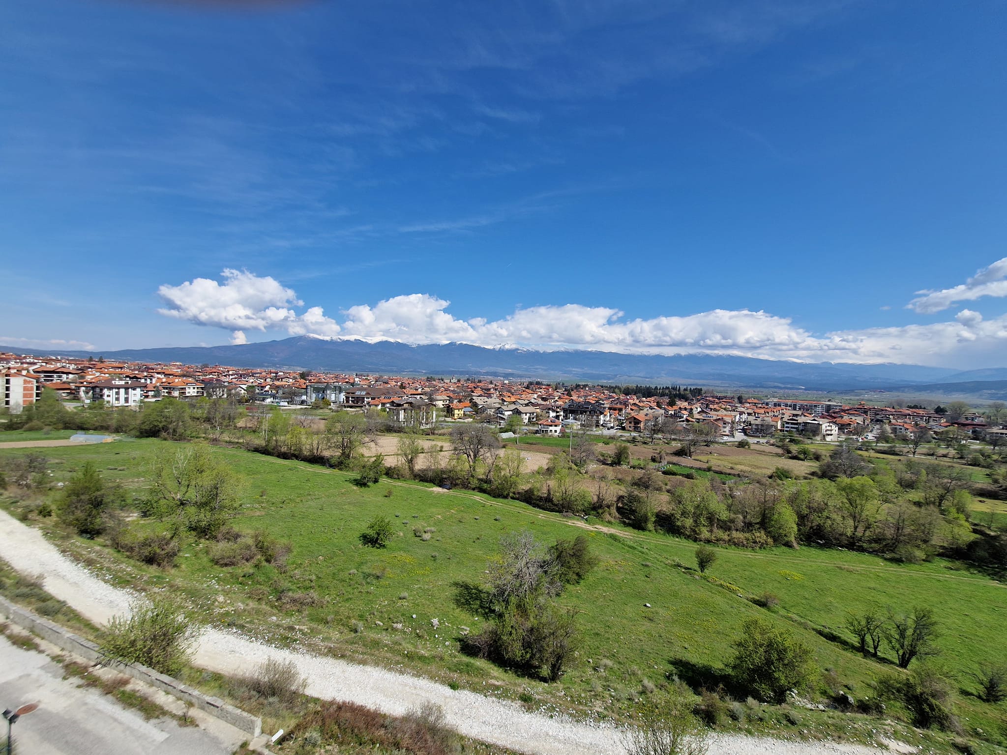 Банско: Тристаен апартамент за продажба с панорамна гледка