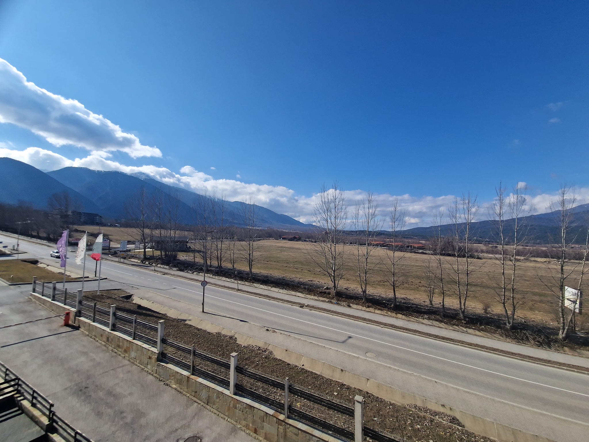 Аспен Голф: Модерно мебелиран едностаен апартамент за продажба