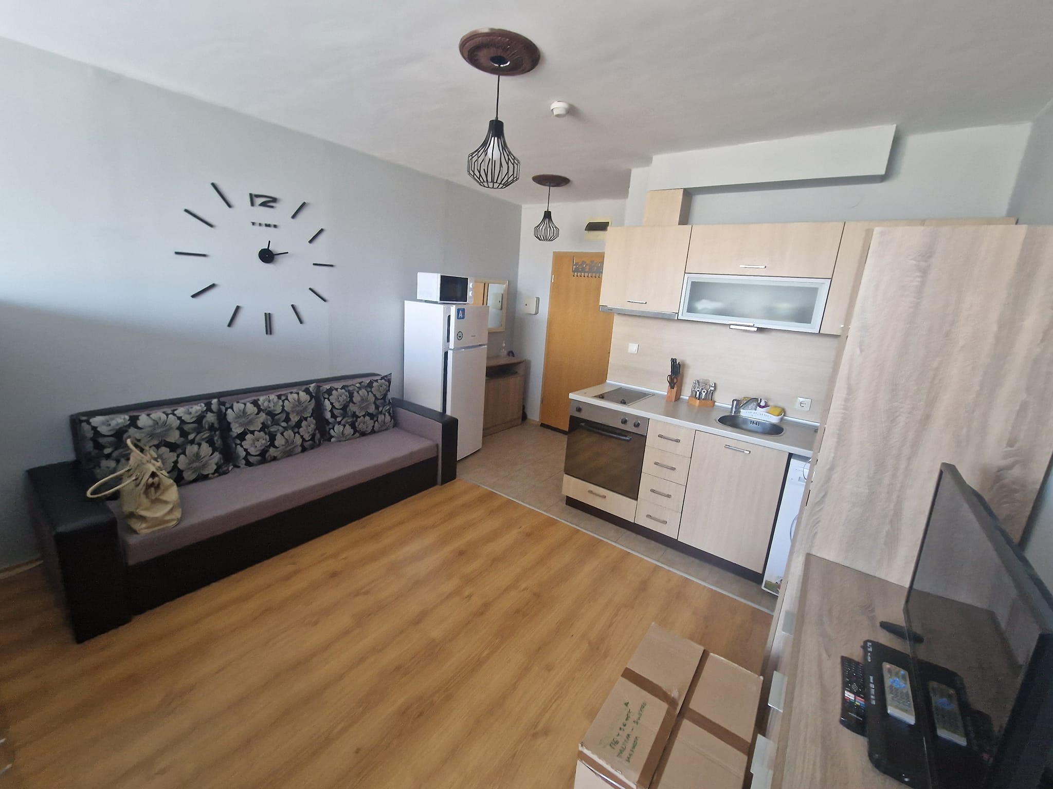 Аспен Голф: Модерно мебелиран едностаен апартамент за продажба