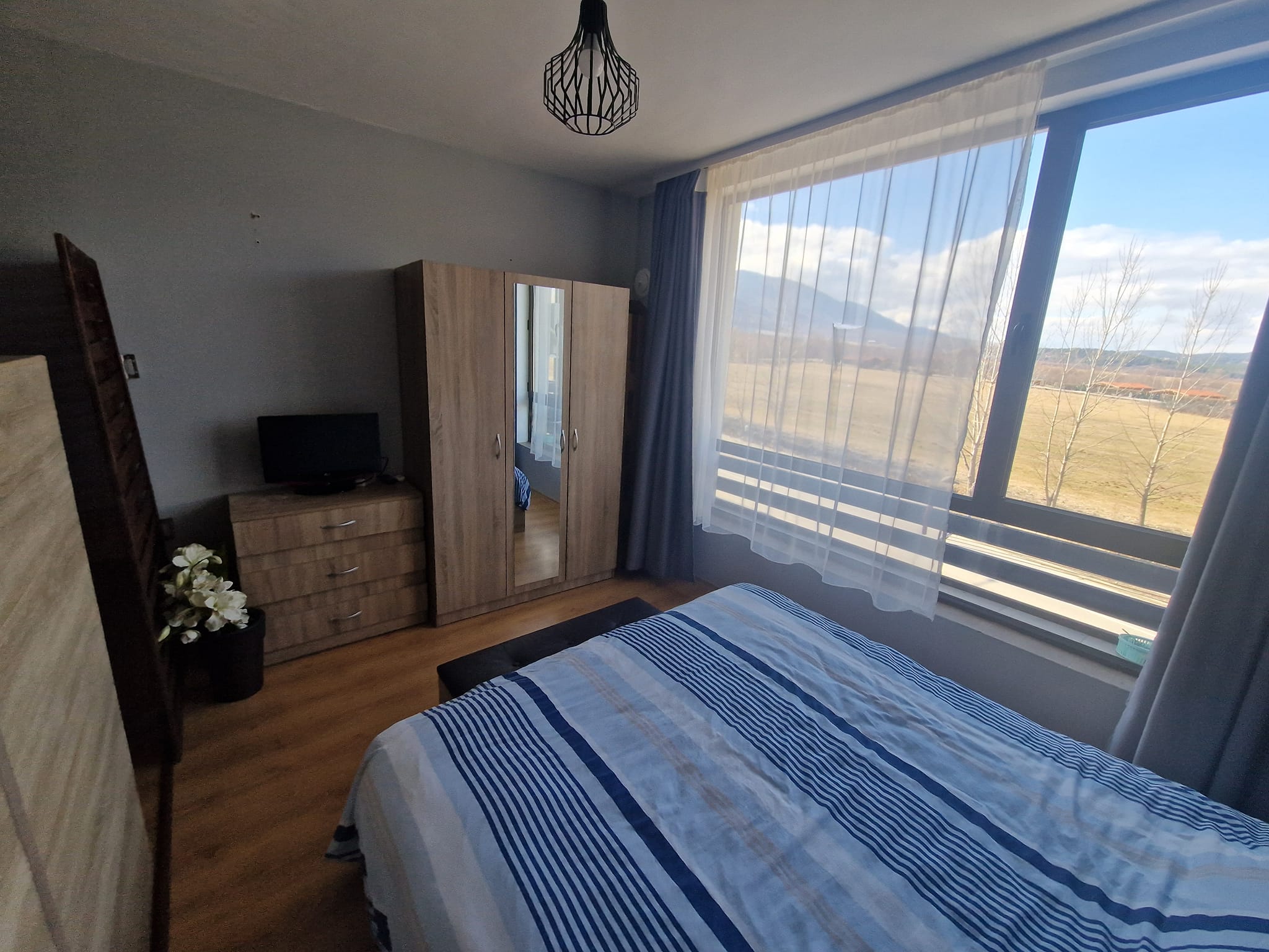 Аспен Голф: Модерно мебелиран едностаен апартамент за продажба