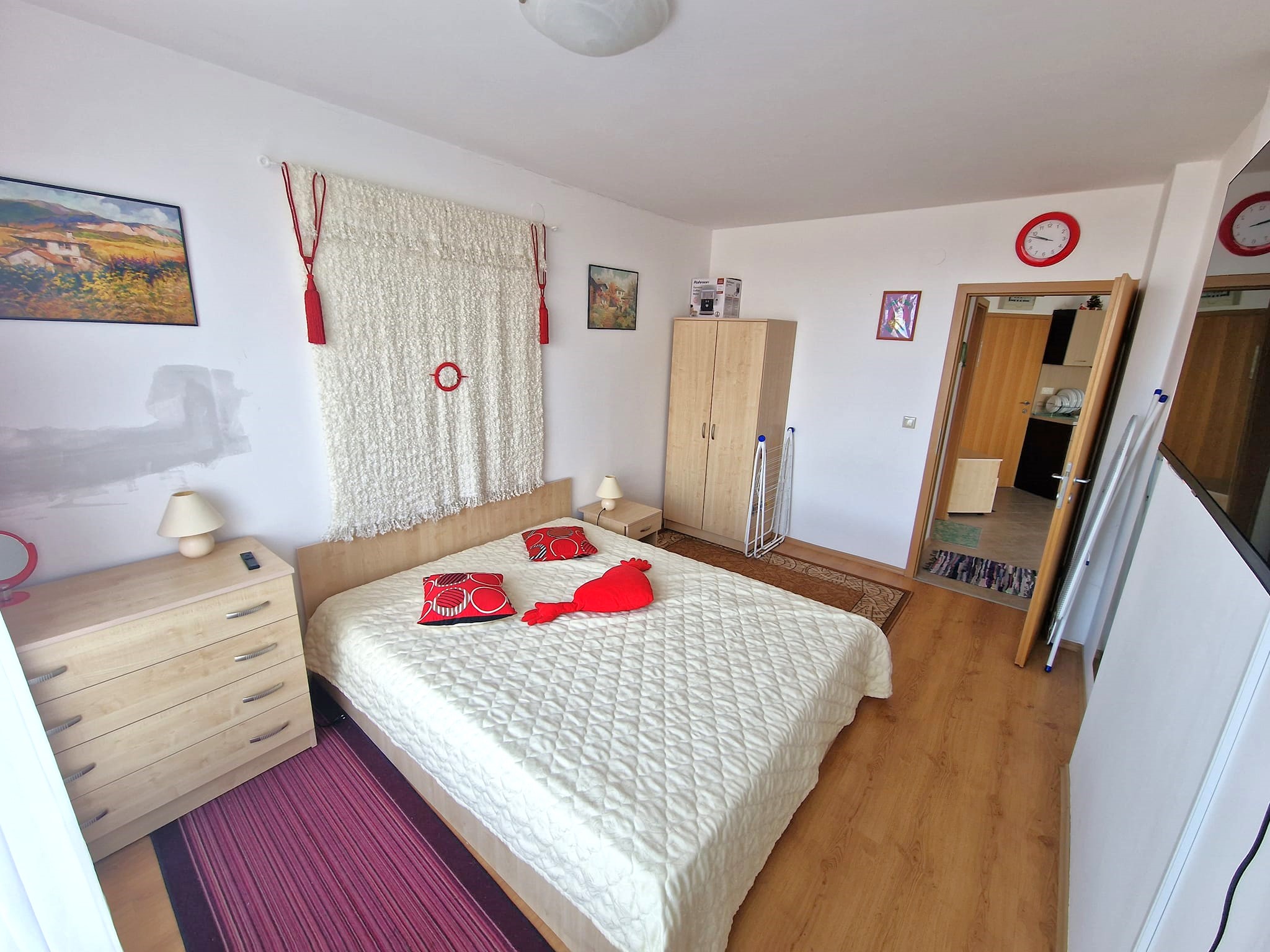 Просторен обзаведен двустаен апартамент за продажба в Аспен Голф, район Разлог