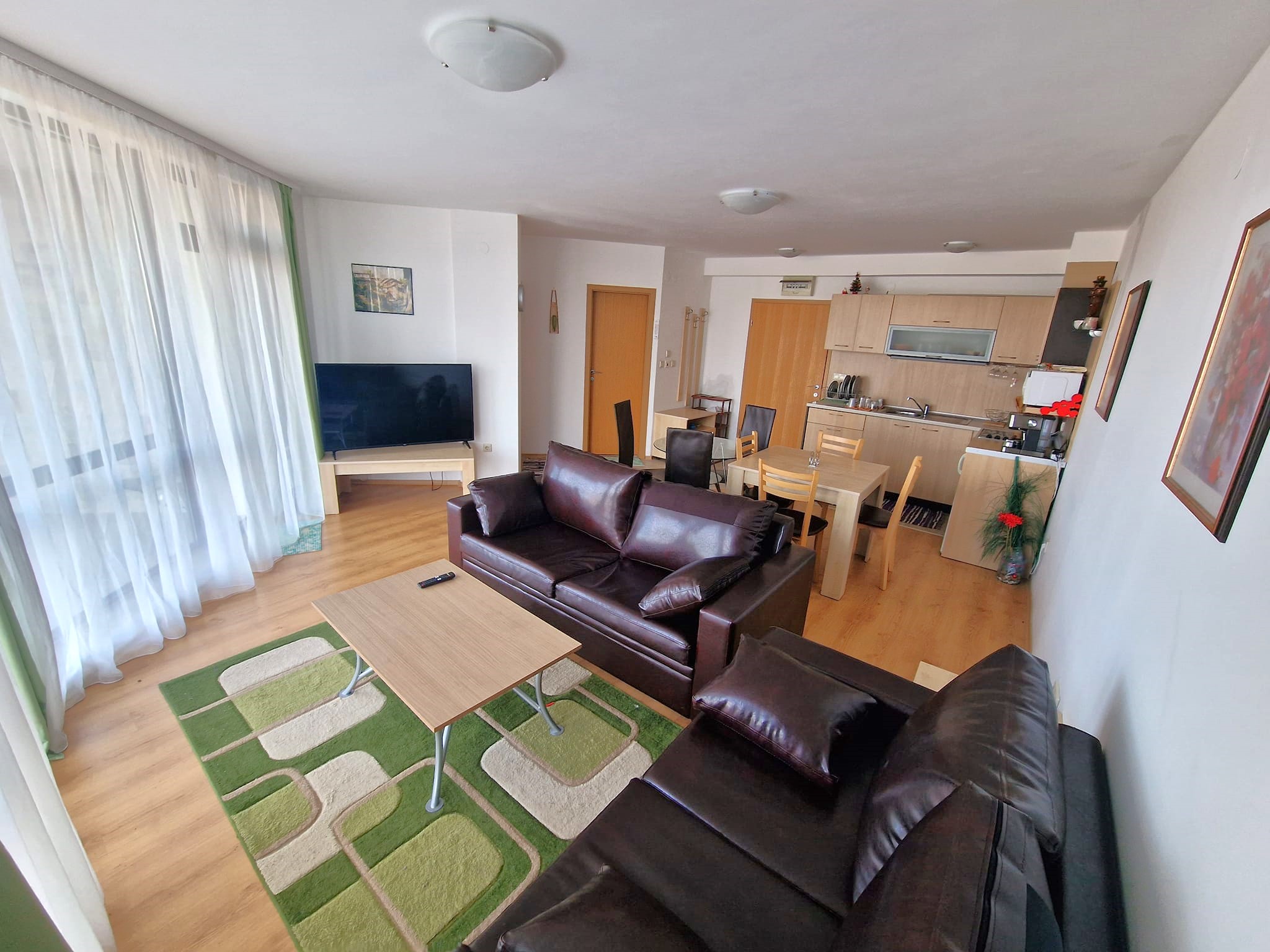 Просторен обзаведен двустаен апартамент за продажба в Аспен Голф, район Разлог