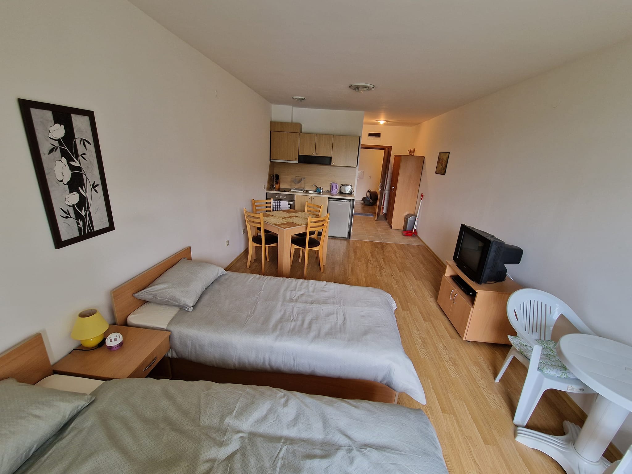 За продажба: Обзаведено студио с тераса в целогодишно работещ комплекс Аспен Валей