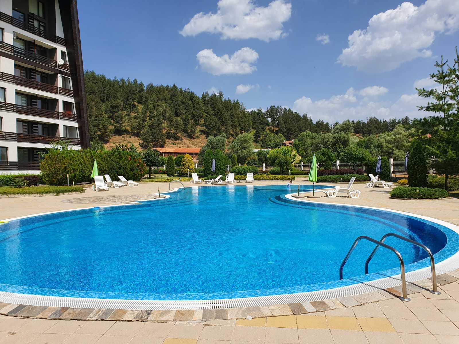 Разлог, Аспен Валей: Източен необзаведен двустаен апартамент с прекрасна гледка към басейна!