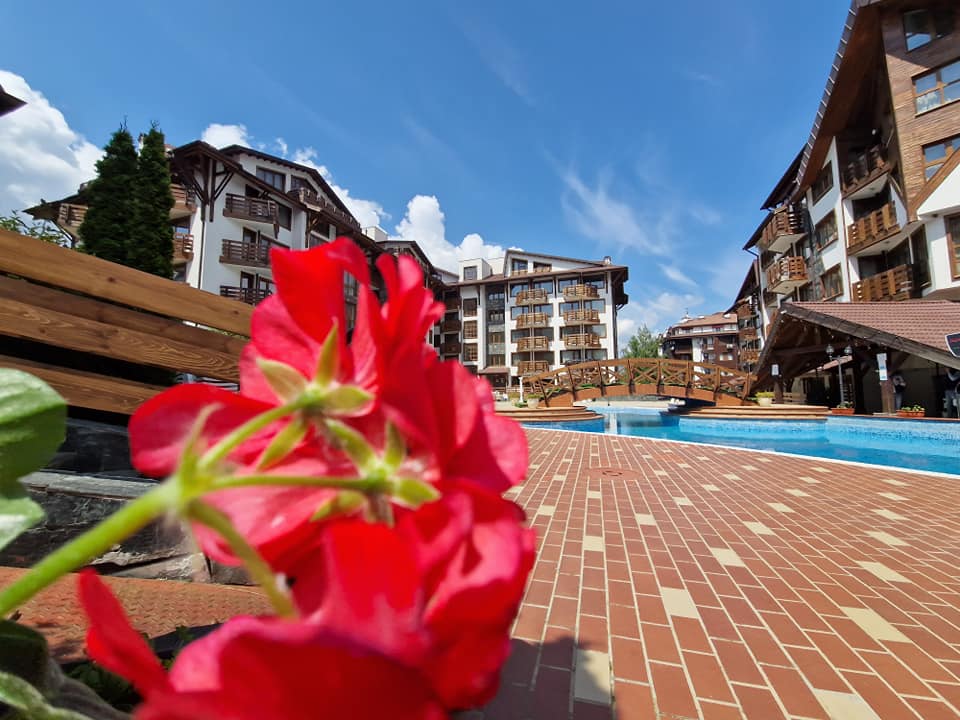 Модерно обзаведен апартамент в Belvedere Holiday Club за продажба в Банско