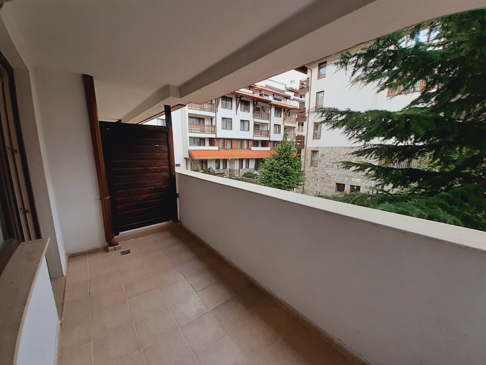 Двустаен апартамент в Банско Роял Тауърс до Ски лифта