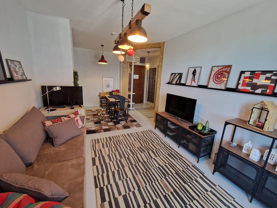 Уютен двустаен апартамент с модерно обзавеждане в комплекс Casa Karina, Банско