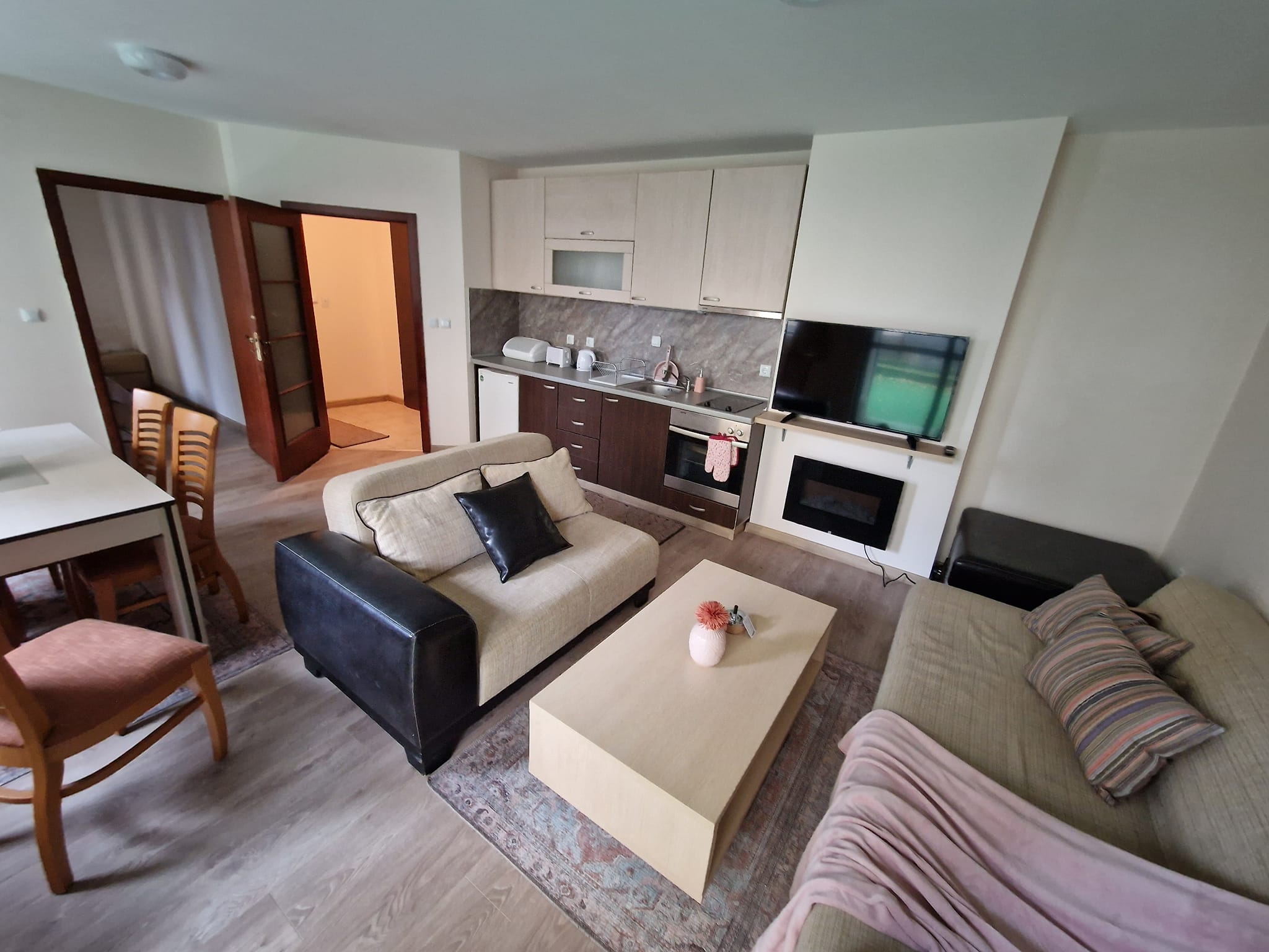 Просторен двустаен апартамент в Шале Монтан, Банско