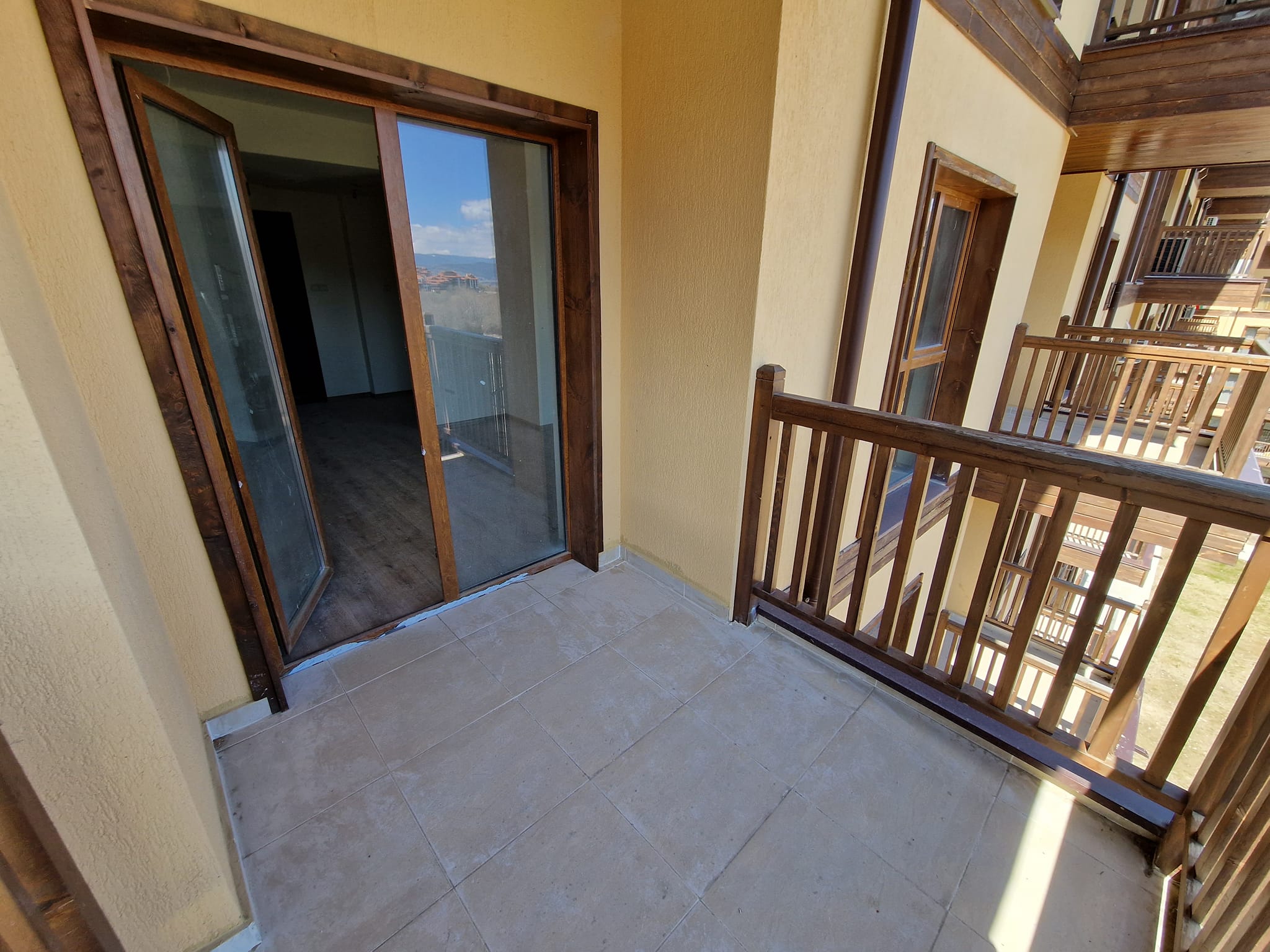 Необзаведено студио с тераса с прекрасна гледка в Банско