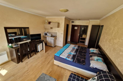 Обзаведено студио с южен балкон и красива гледка към Пирин планина