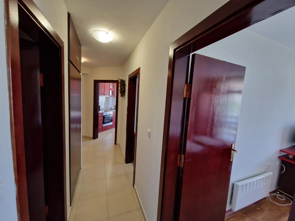 Тристаен апартамент в комплекс Elegant LUX със Спа зона и басейн