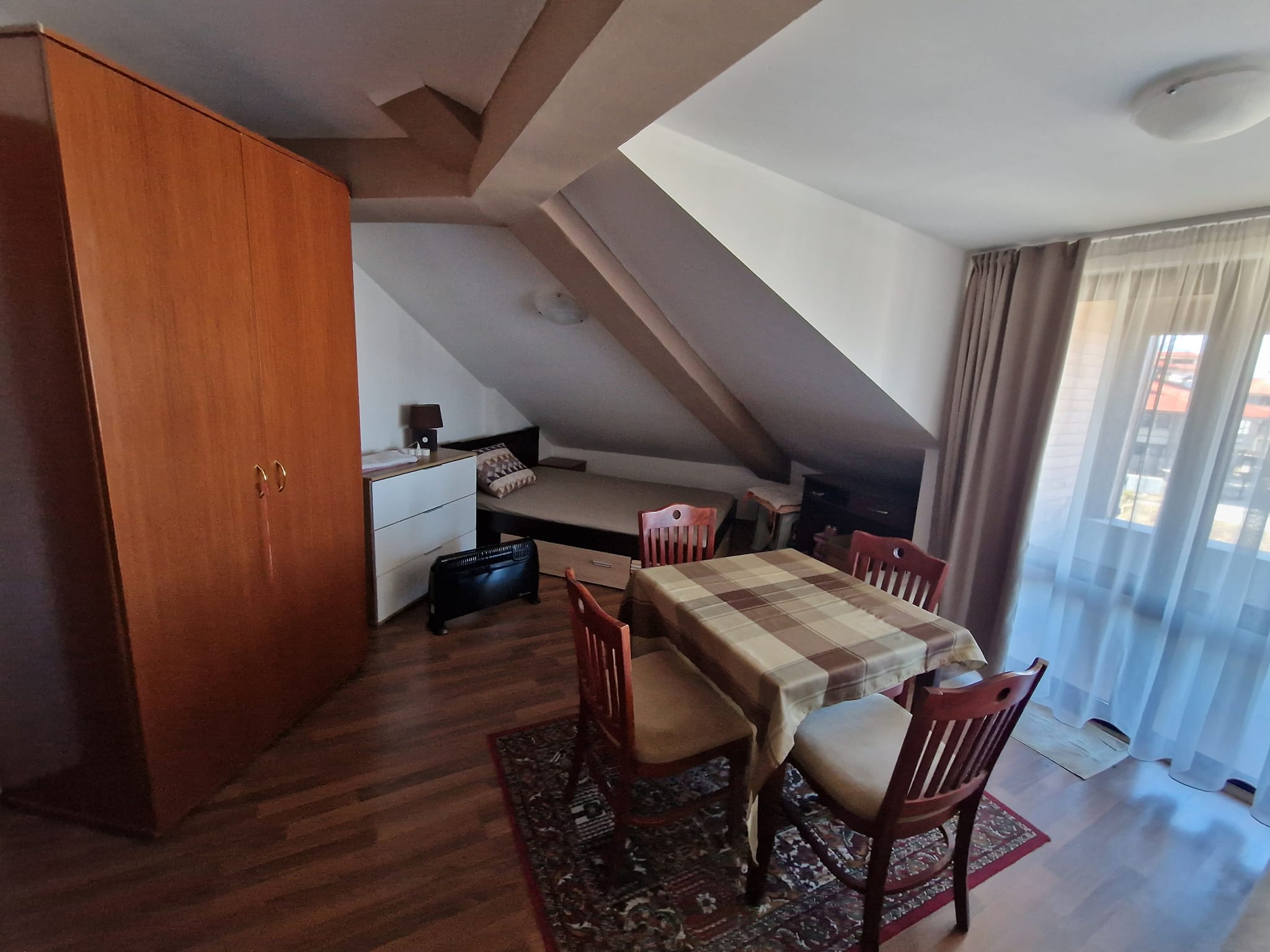 Тристаен апартамент в затворен комплекс Elegant LUX с фронтална гледка към Пирин планина