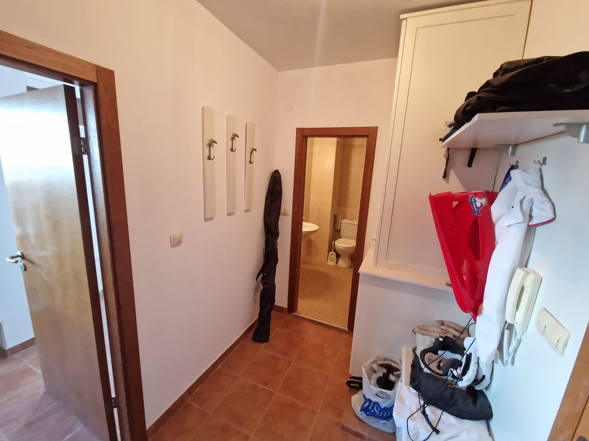 Източно студио с камина и ниска такса поддръжка за продажба в Банско