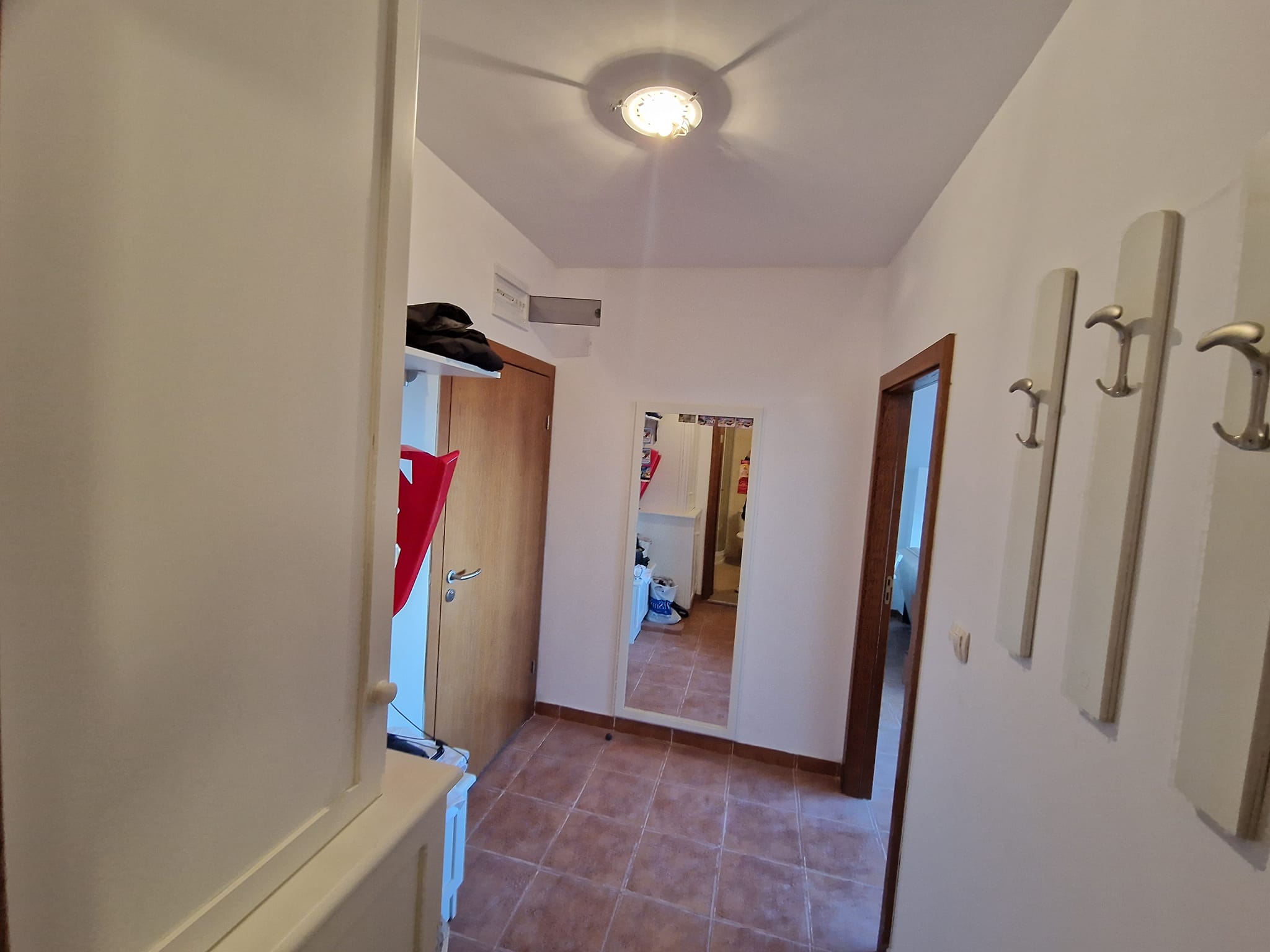 Източно студио с камина и ниска такса поддръжка за продажба в Банско