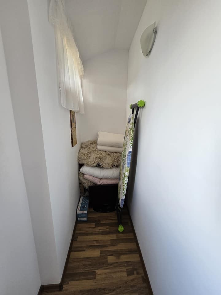 Уникален тристаен апартамент с фронтална гледка към Тодорка за продажба в Банско